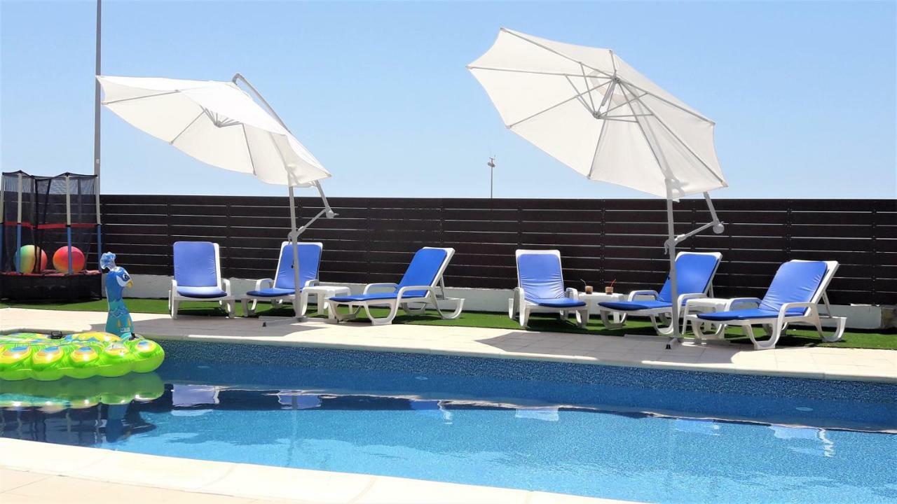 "Fun In The Sun" Villa เปเยีย ภายนอก รูปภาพ